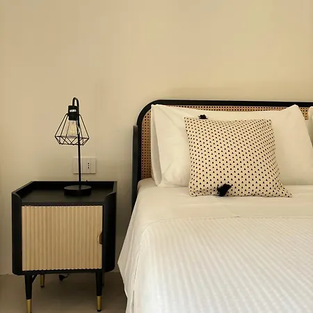 Alora Boutique Suites Lecce Exterior foto